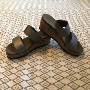 Boutique by Corky’s Wedges